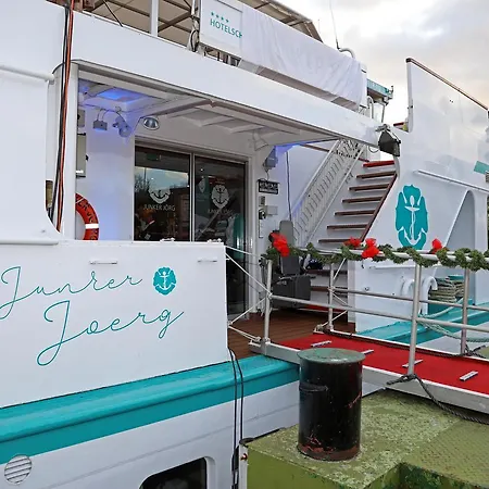Hotelkabinenschiff Junker Jorg
