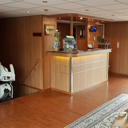 Hotelkabinenschiff Junker Jorg Hotel Wittenberg